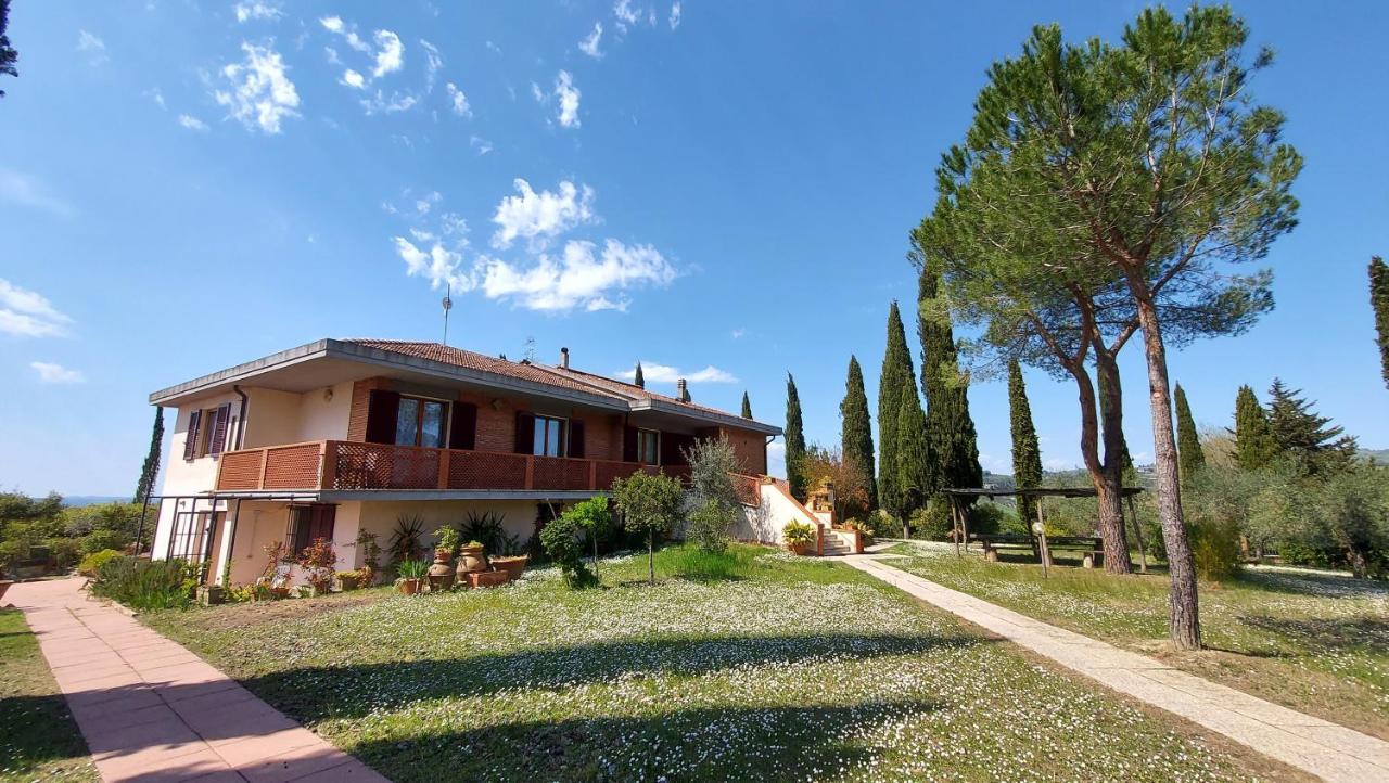 Villa Del Biondo Черталдо Екстериор снимка