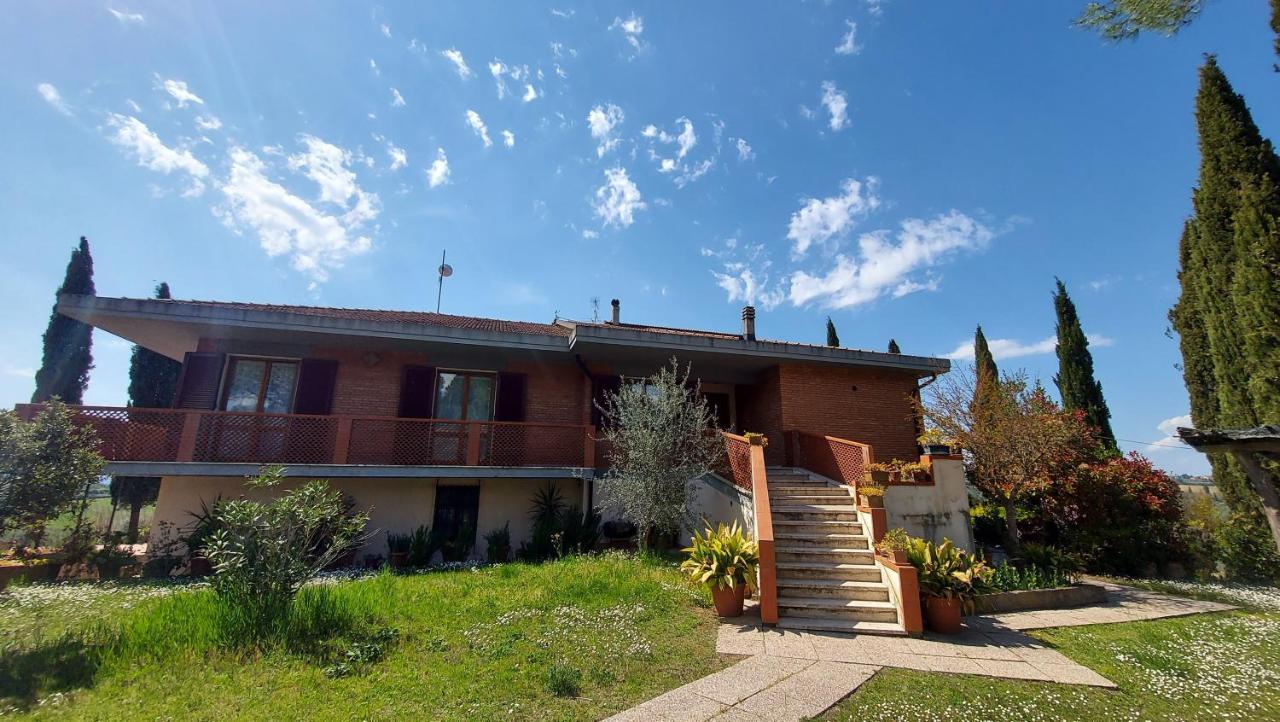 Villa Del Biondo Черталдо Екстериор снимка
