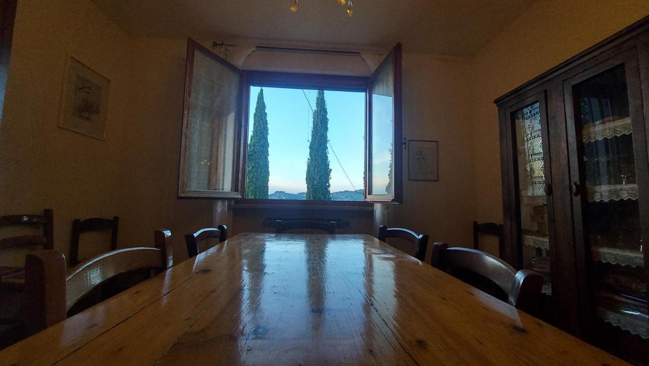 Villa Del Biondo Черталдо Екстериор снимка