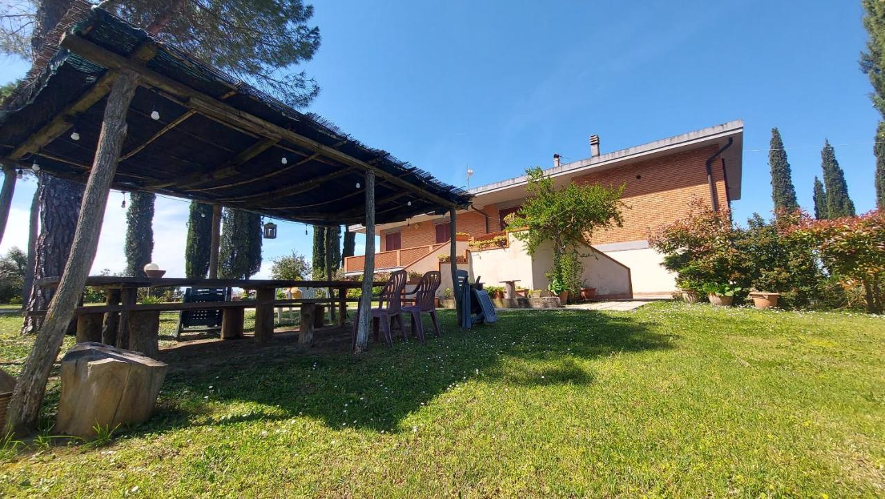 Villa Del Biondo Черталдо Екстериор снимка