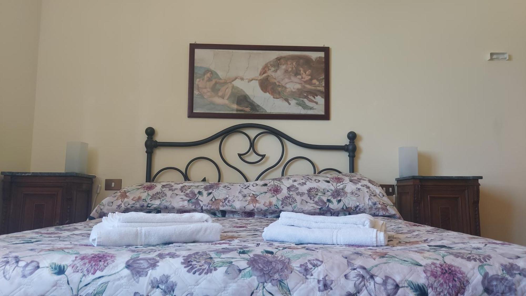 Villa Del Biondo Черталдо Екстериор снимка