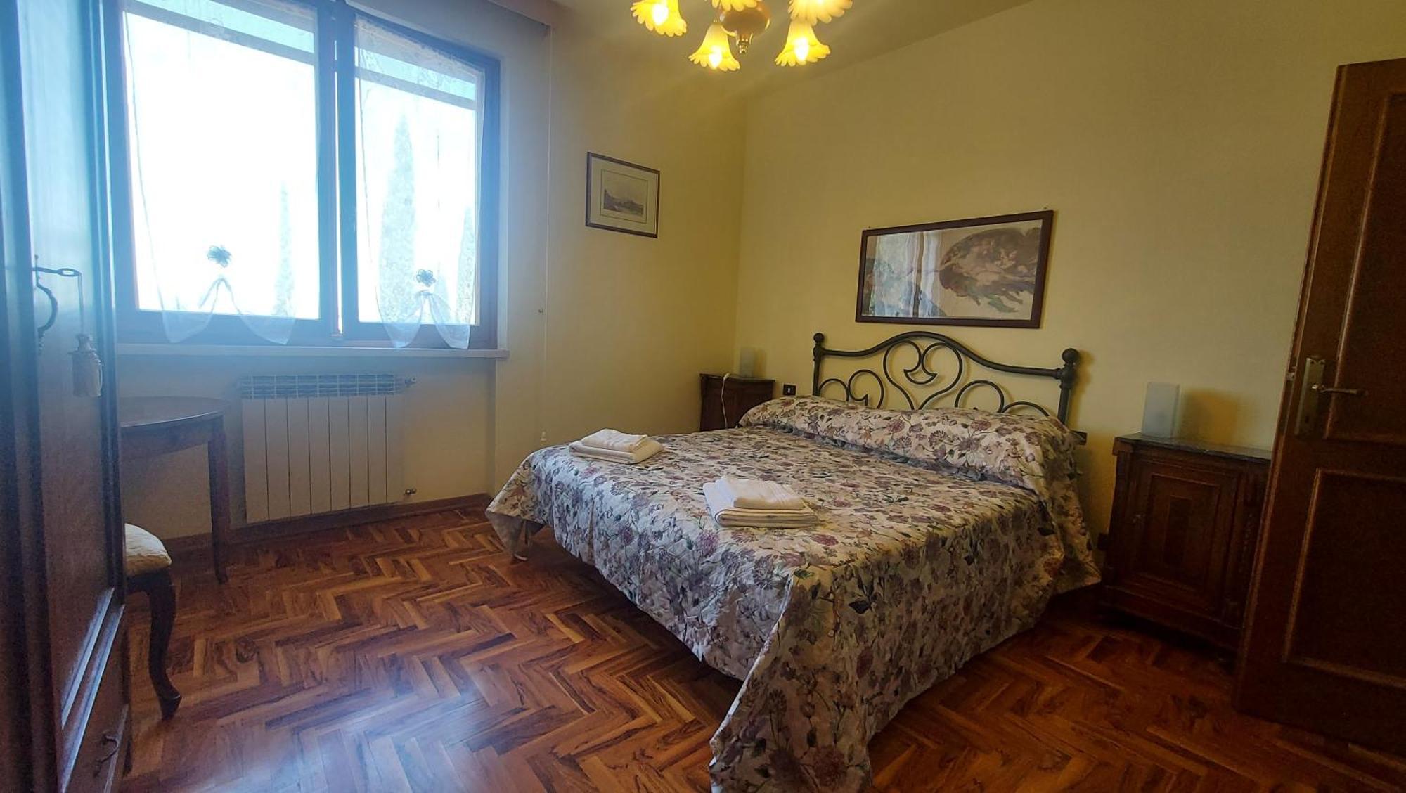 Villa Del Biondo Черталдо Екстериор снимка